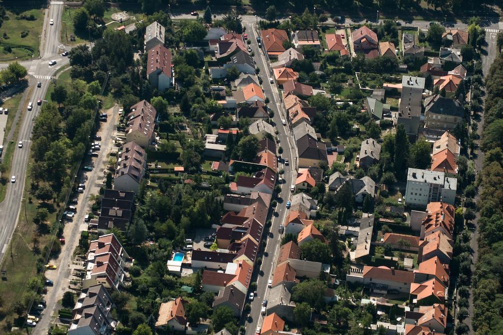 קסזטלי Hardy Apartman מראה חיצוני תמונה